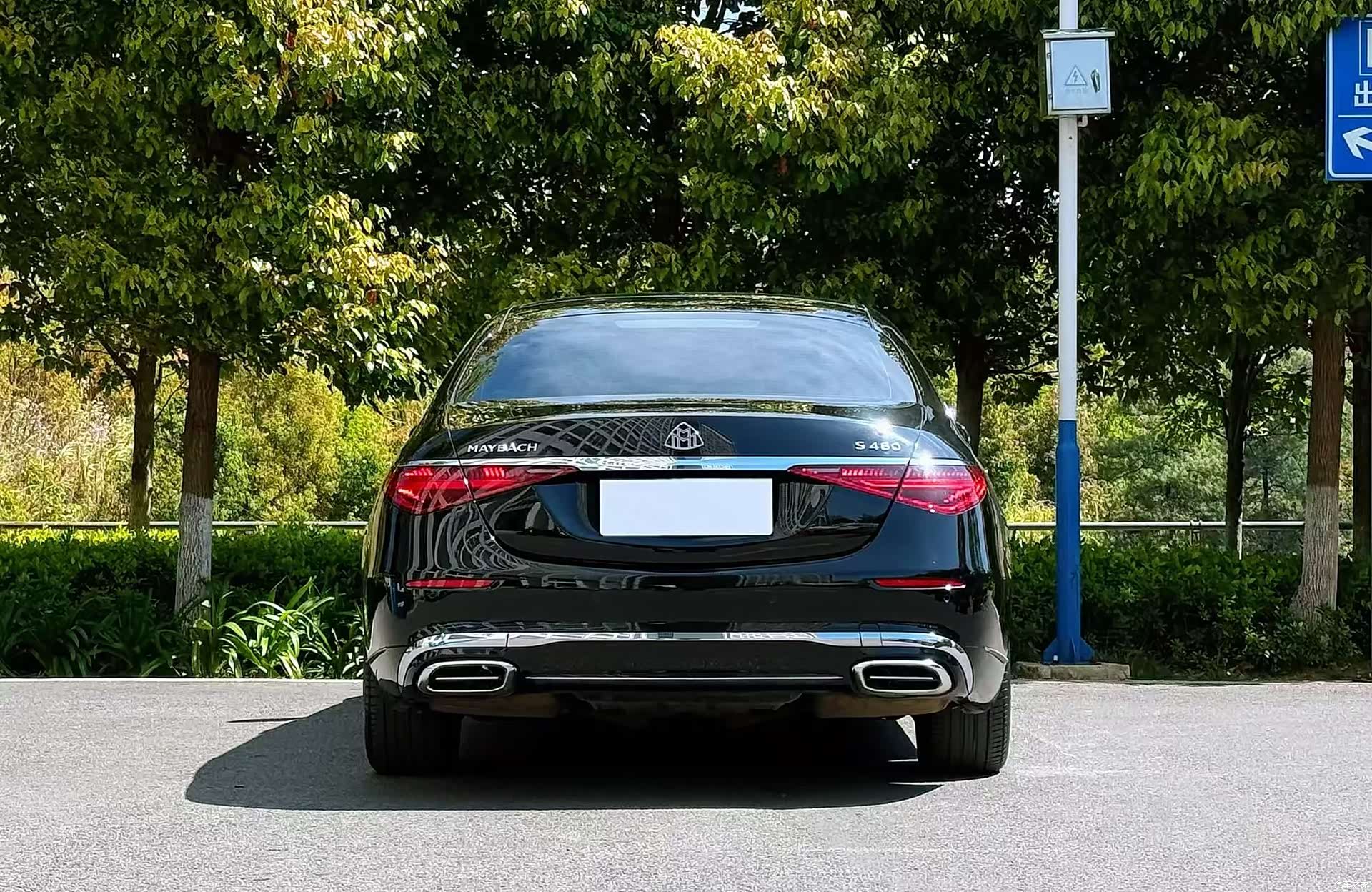 Maybach S-Class, 2022 все фото