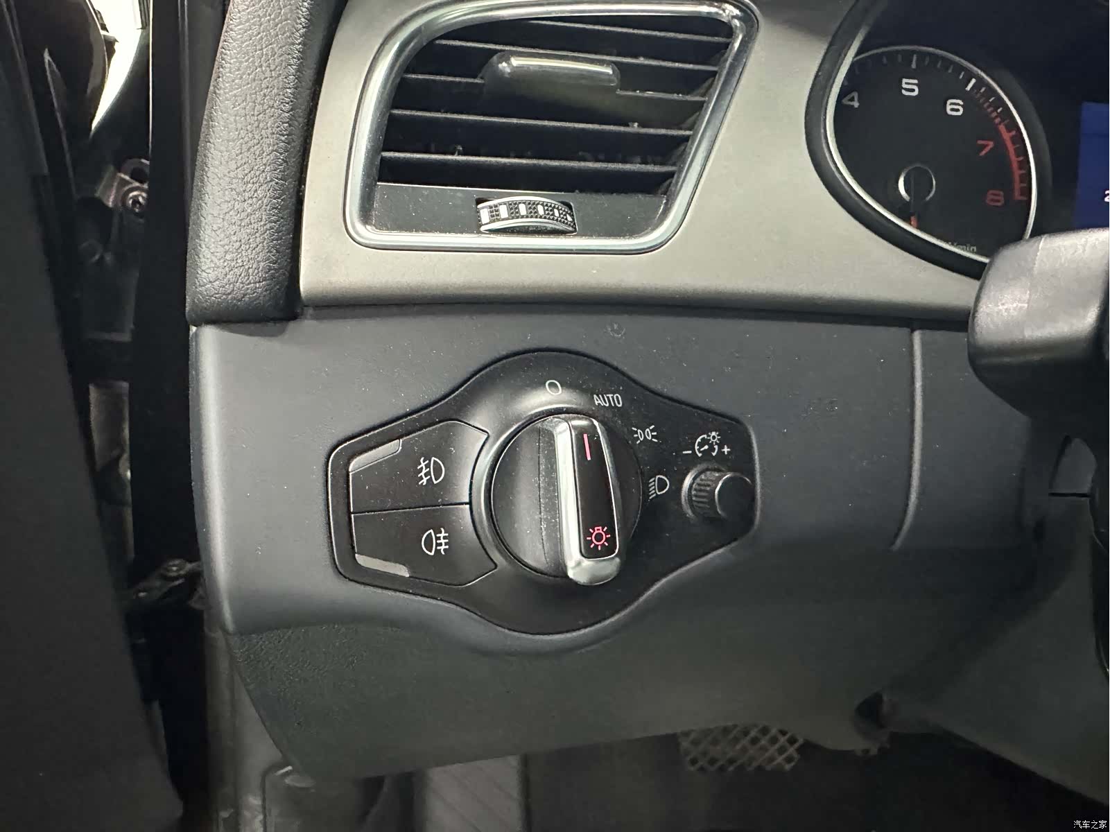 Audi A4L, 2016 18
