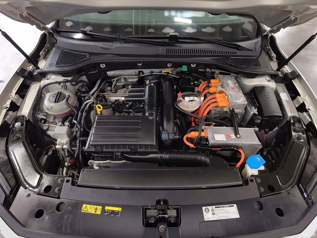 Volkswagen Passat, 2021 6