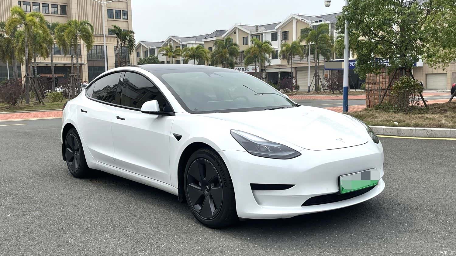 Tesla Model 3, 2023 3