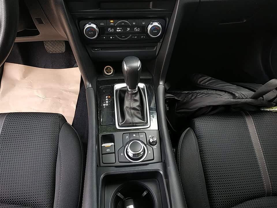 Mazda 3 Angkesaila Mazda 3 Angkesaila