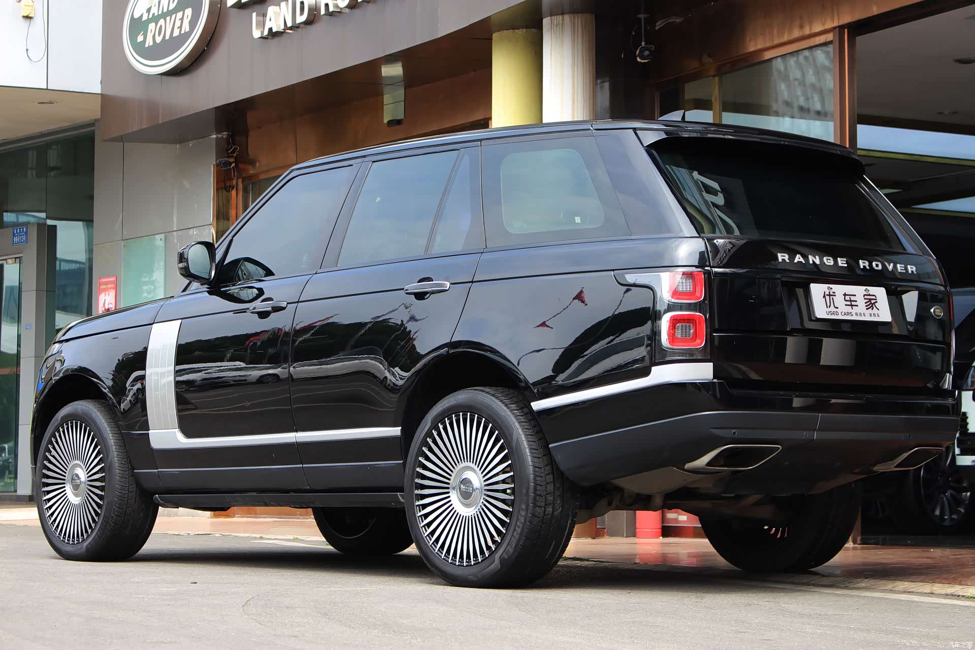 Land Rover Range Rover, 2019 все фото