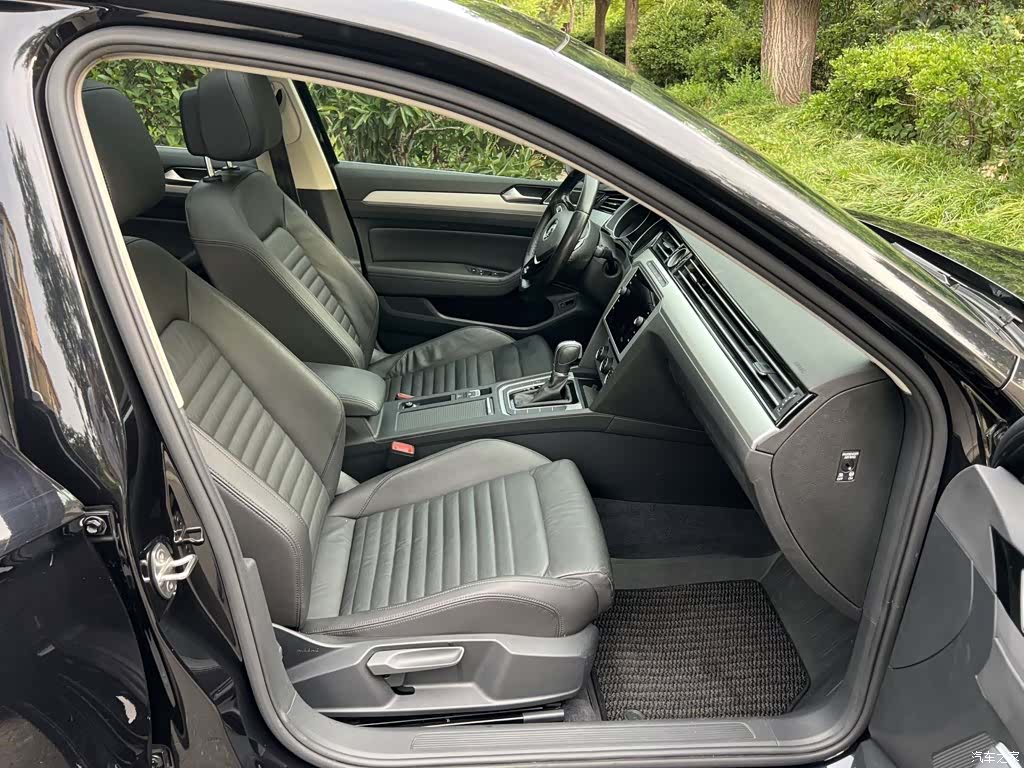 Volkswagen Variant, 2019 все фото