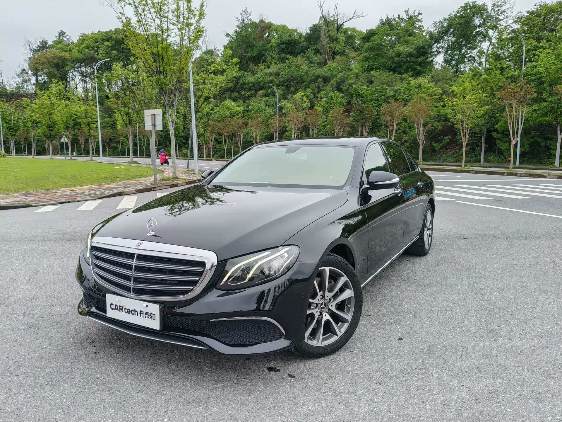 Mercedes-Benz E-Class, 2018 1