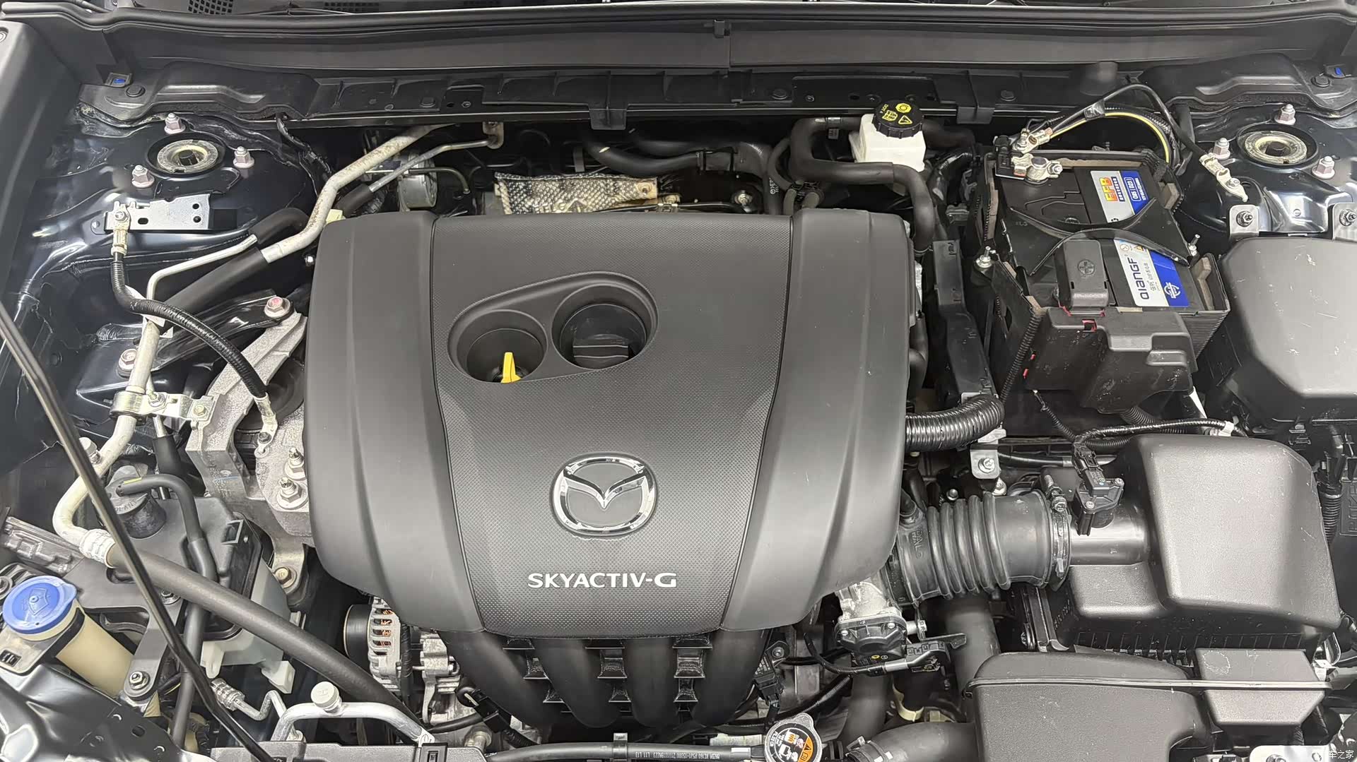 Mazda CX-30, 2022 24