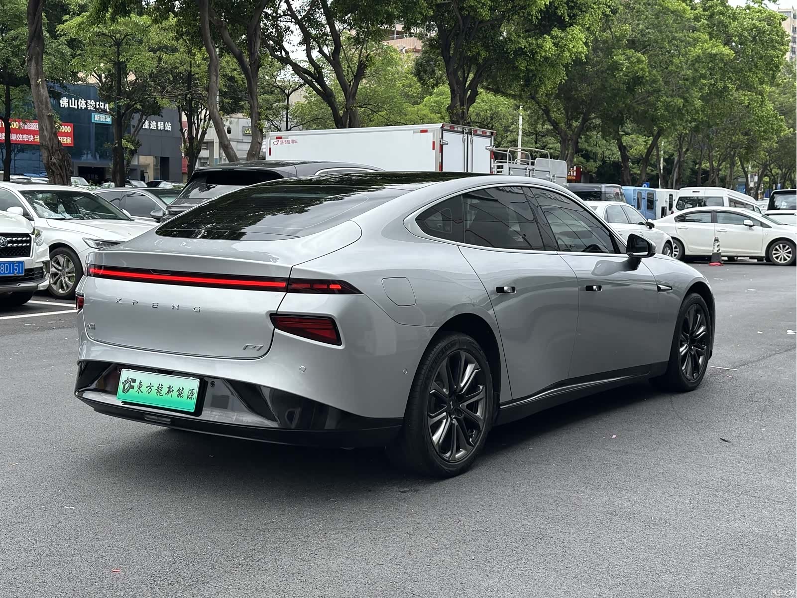 Xpeng P7, 2021 все фото