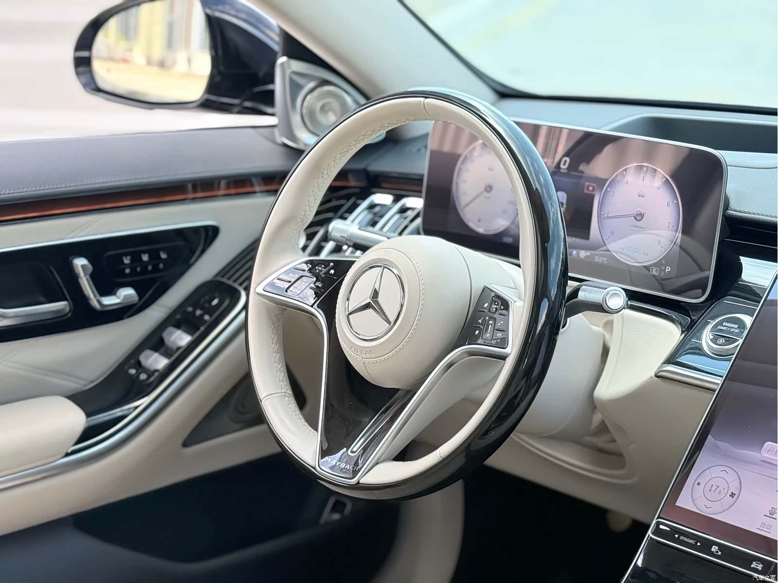 Maybach S-Class, 2022 10