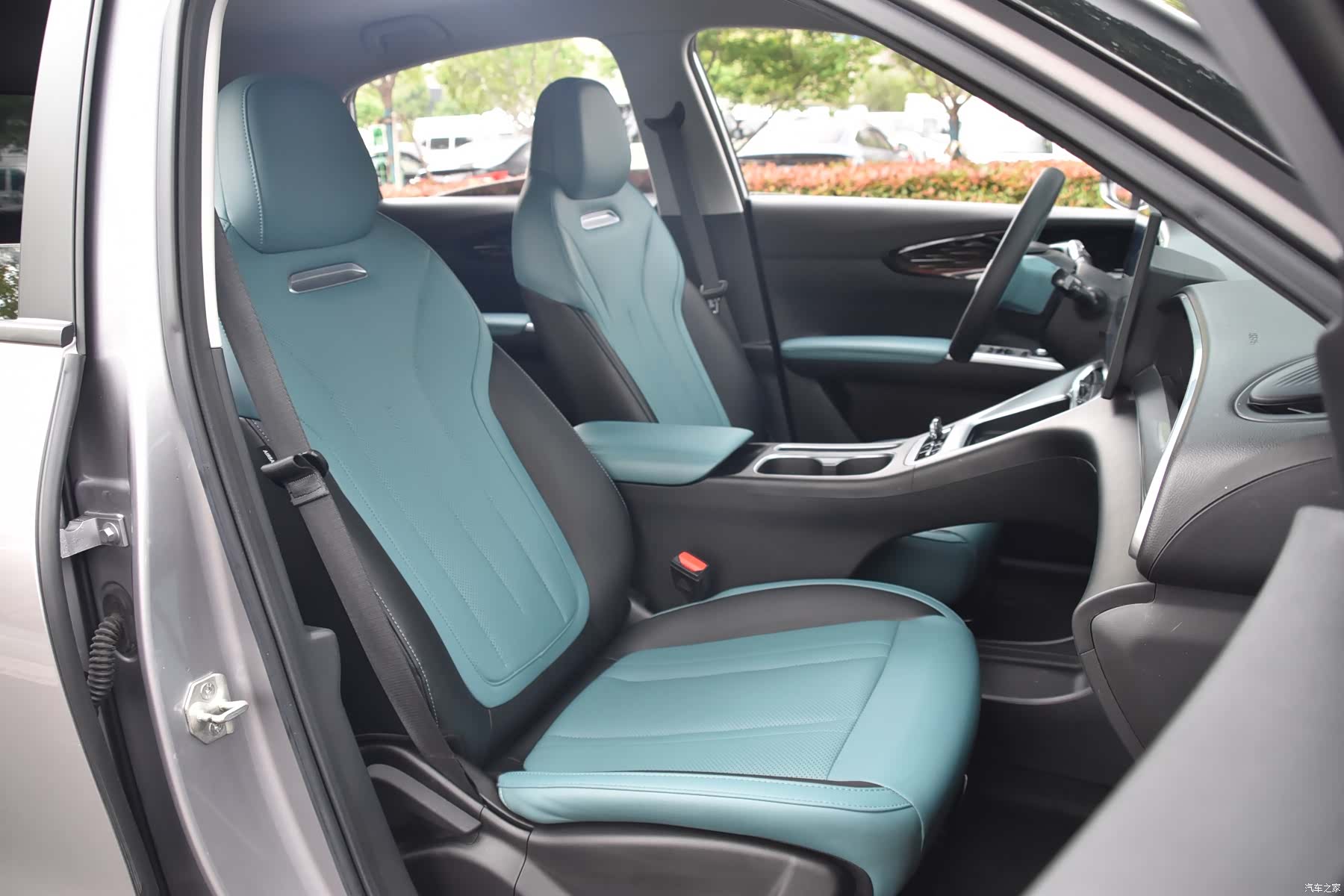 Geely Xingyuan, 2025 15
