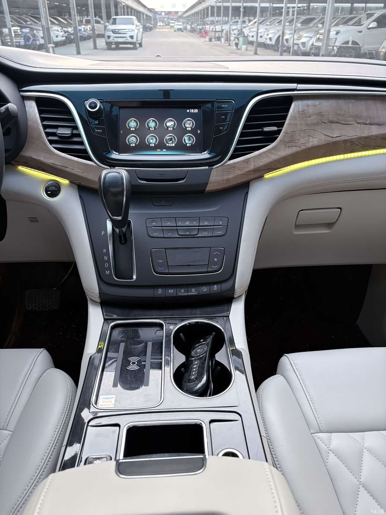 Buick GL8, 2019 7