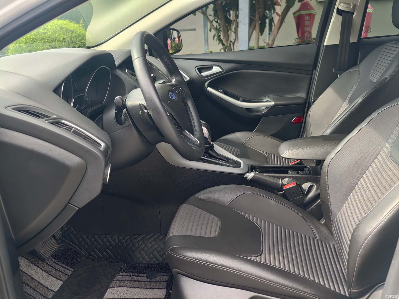 Ford Focus, 2017 9