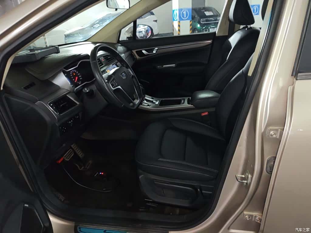 Geely Emgrand, 2017 15