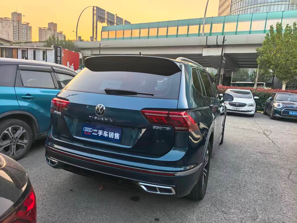 Volkswagen Tiguan L