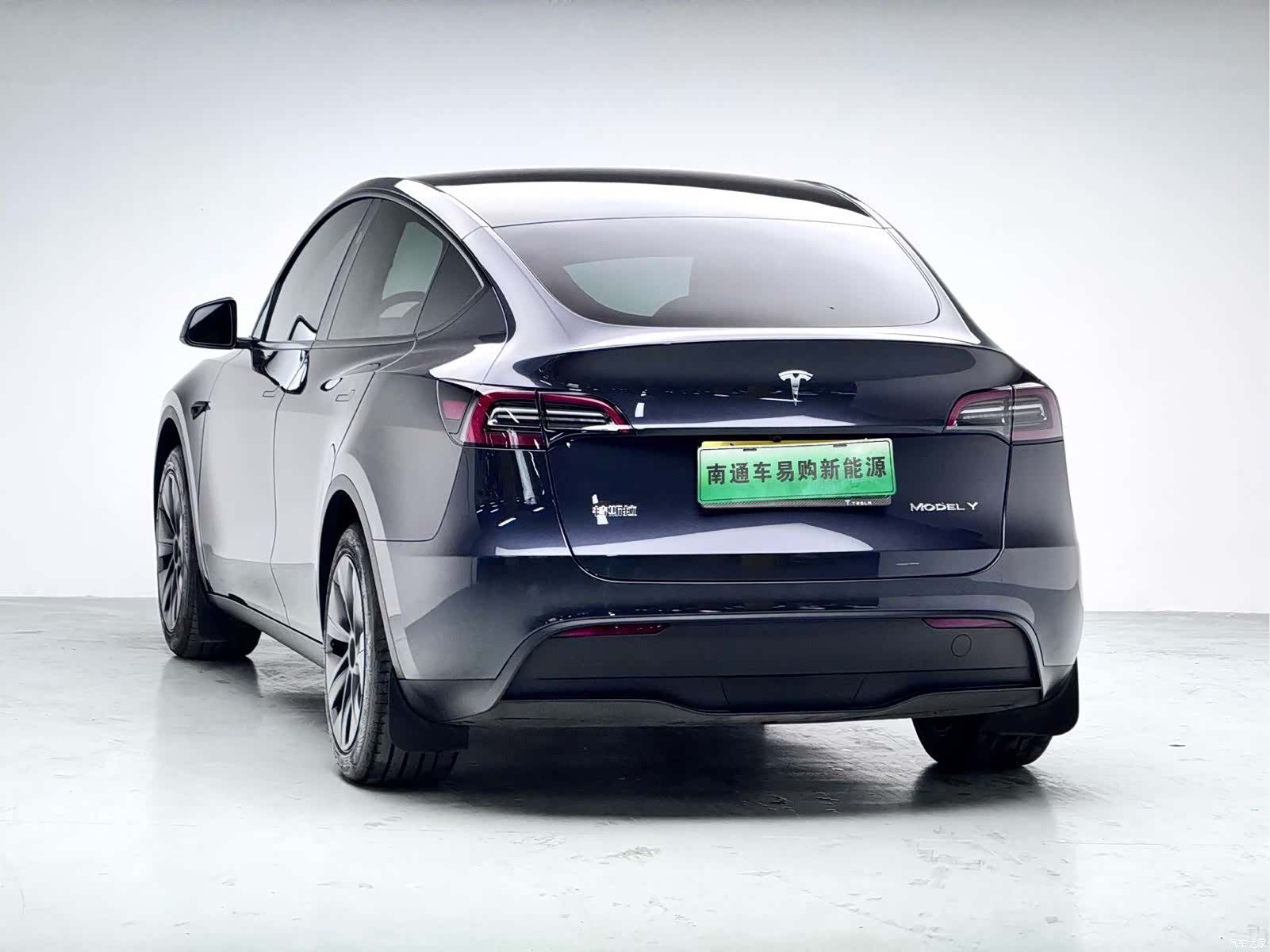 Tesla Model Y, 2025 4
