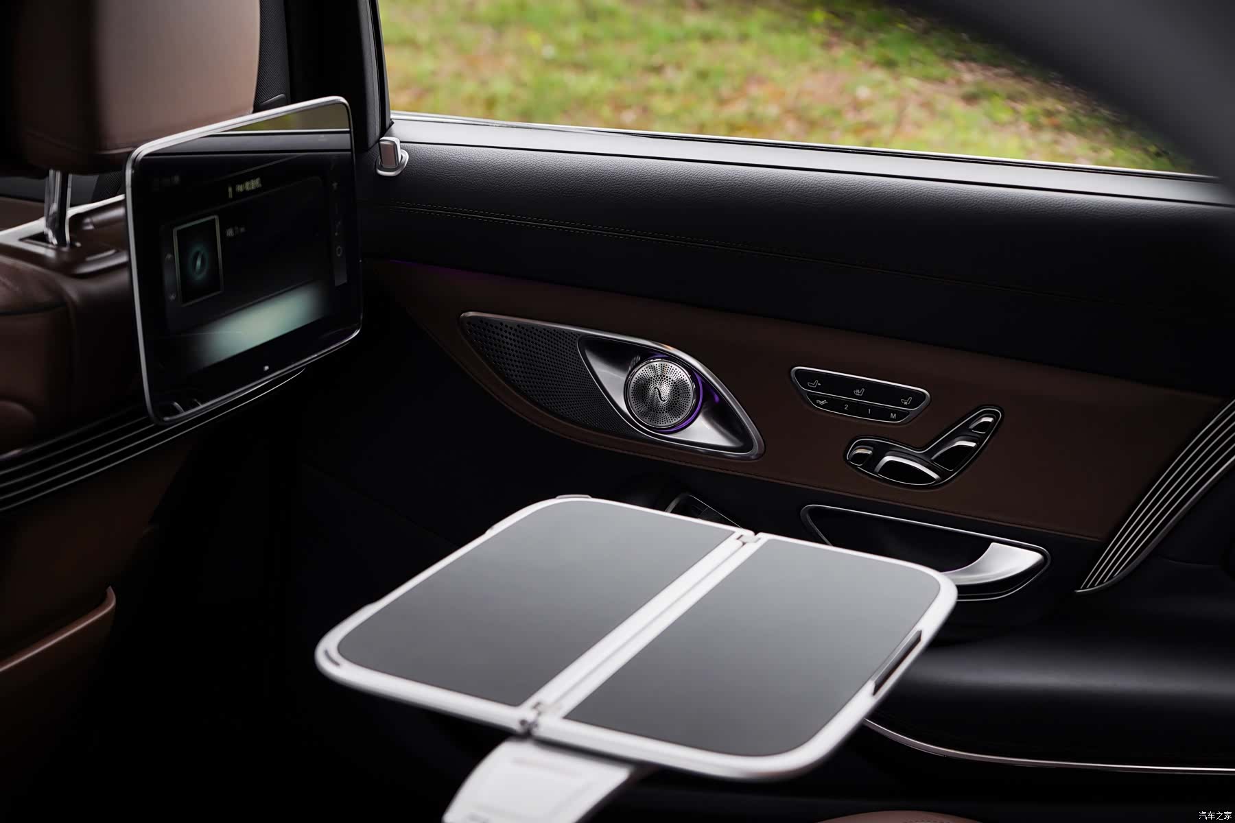 Maybach S-Class, 2019 38