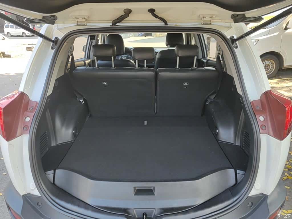 Toyota RAV4, 2016 19