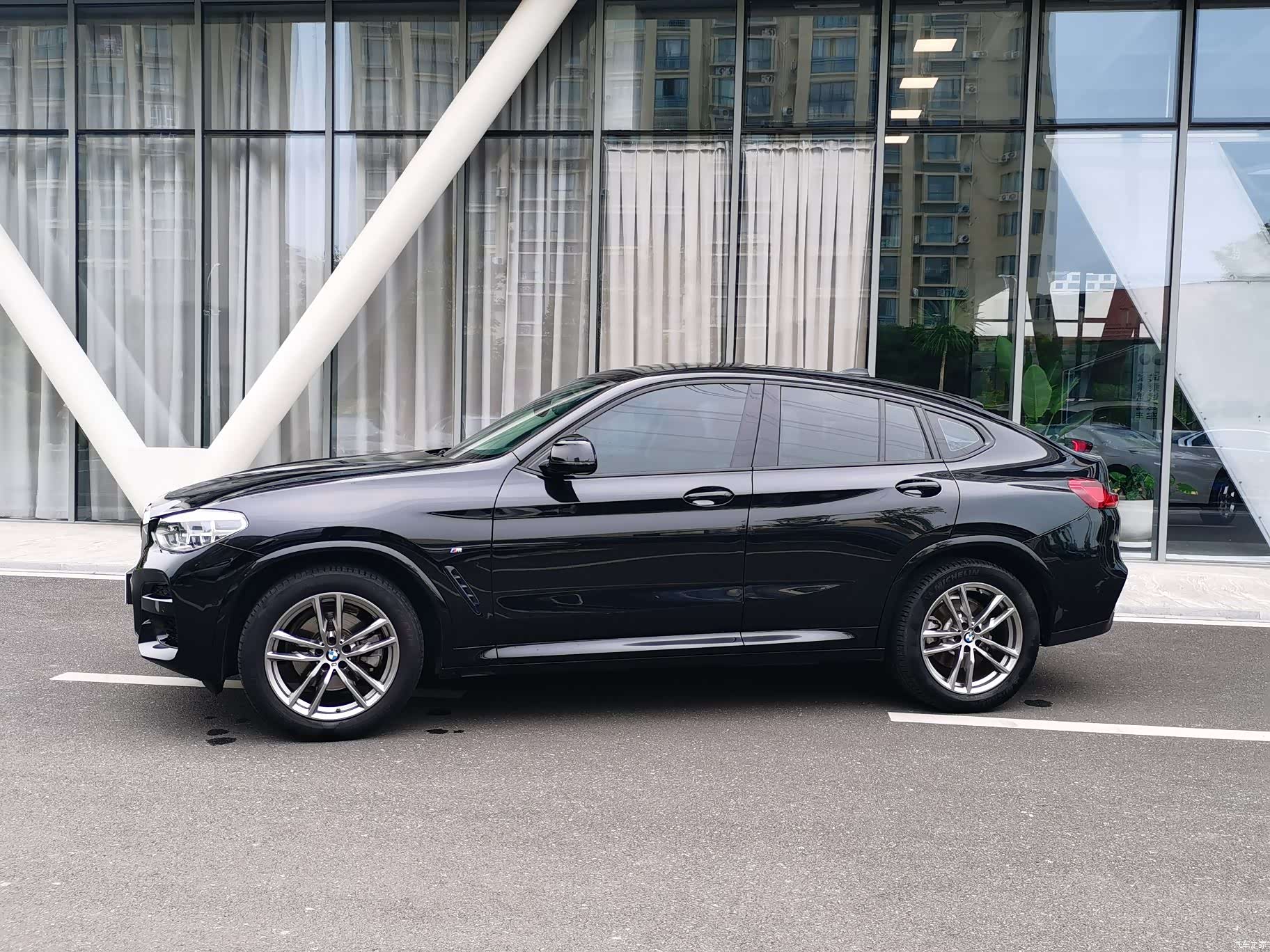 BMW X4, 2021 3
