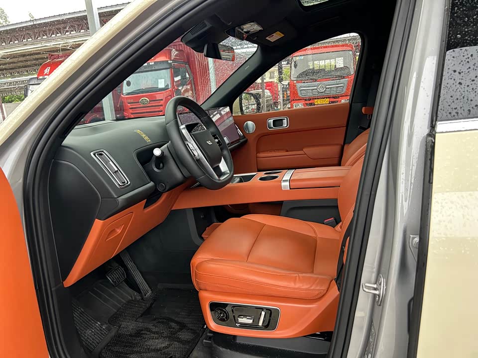 Li Auto Ideal L8