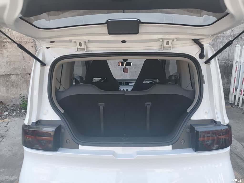 Wuling MINIEV, 2021 19