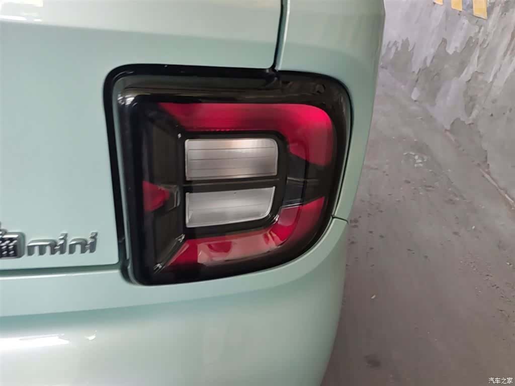 Geely Panda, 2025 8