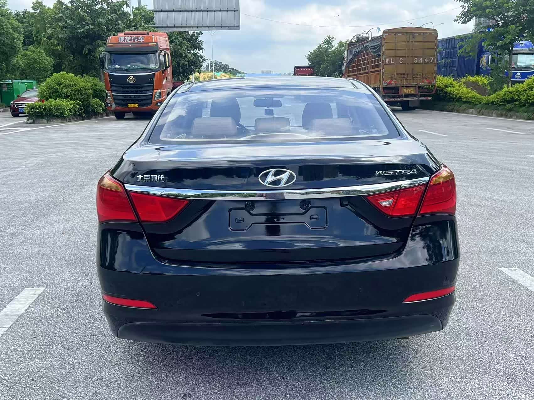 Hyundai GLS, 2014 6