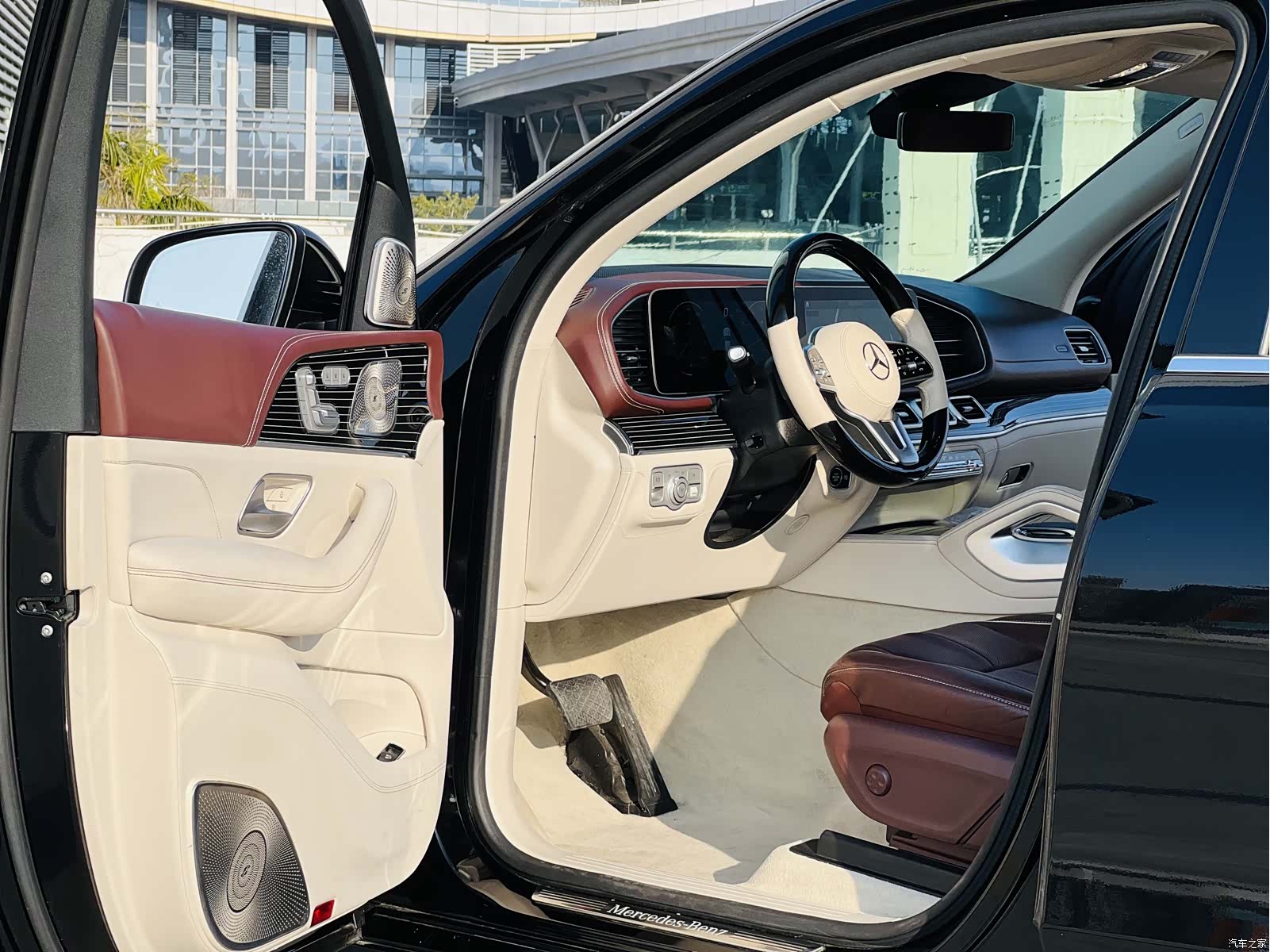 Mercedes-Benz GLS, 2023 4