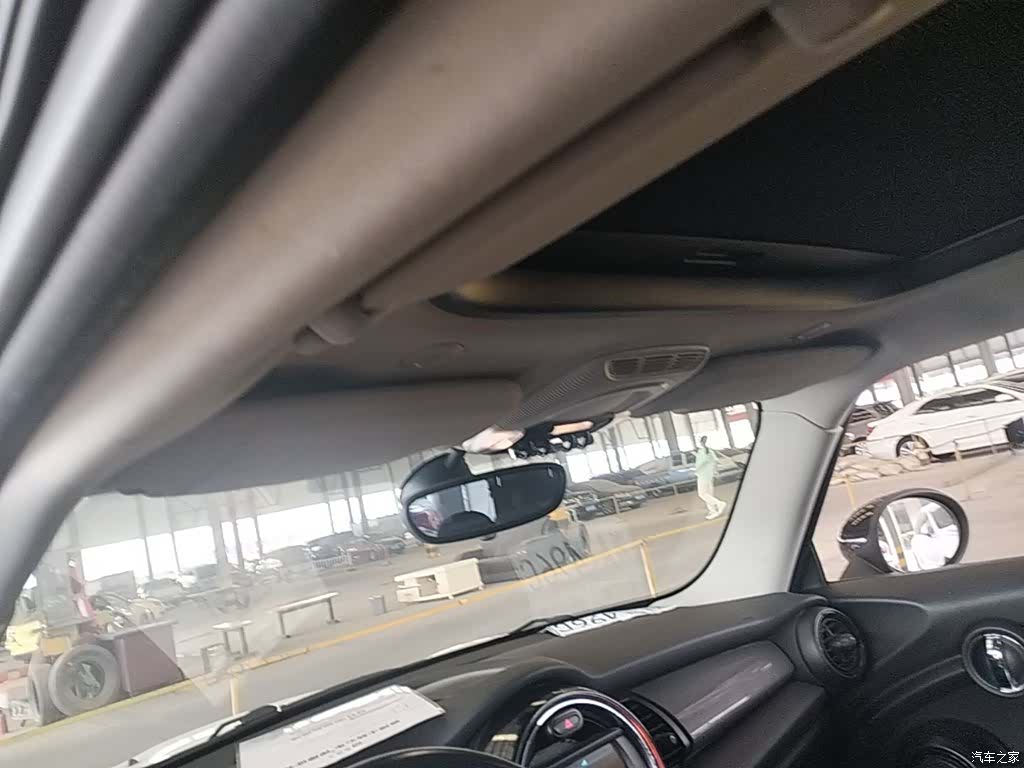 Mini Cooper, 2015 18
