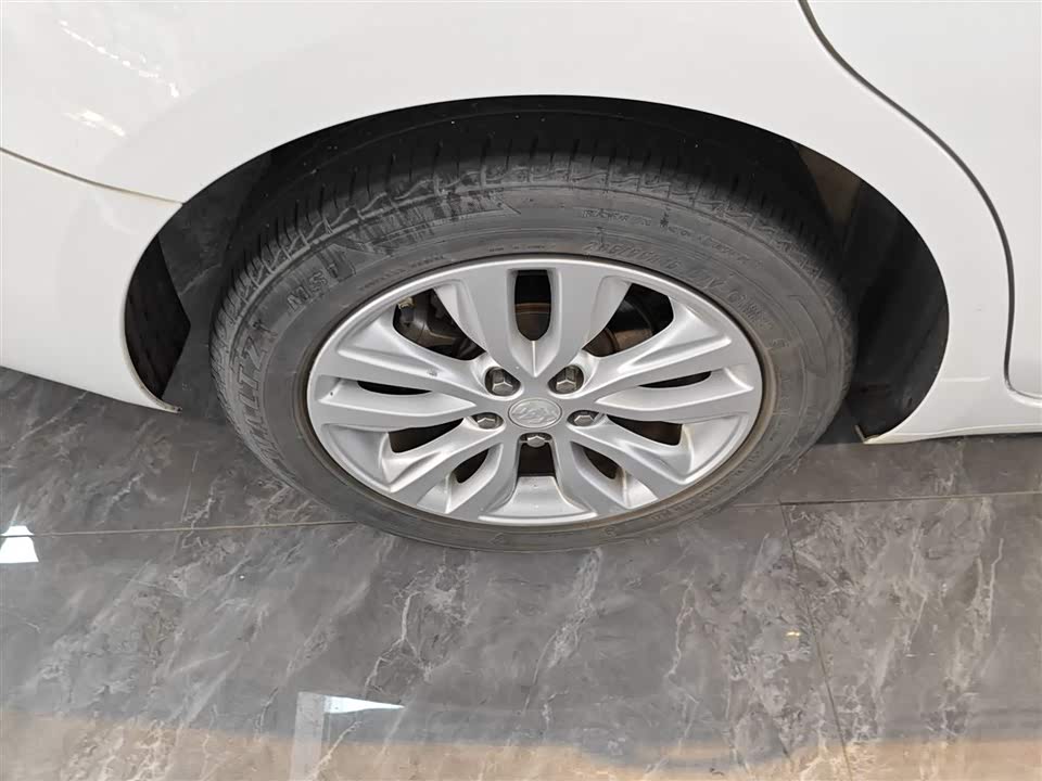 Buick Yinglang Buick Yinglang