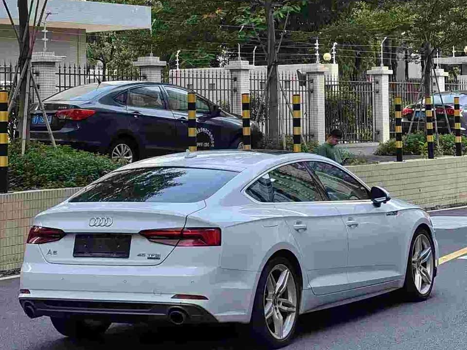 Audi A5