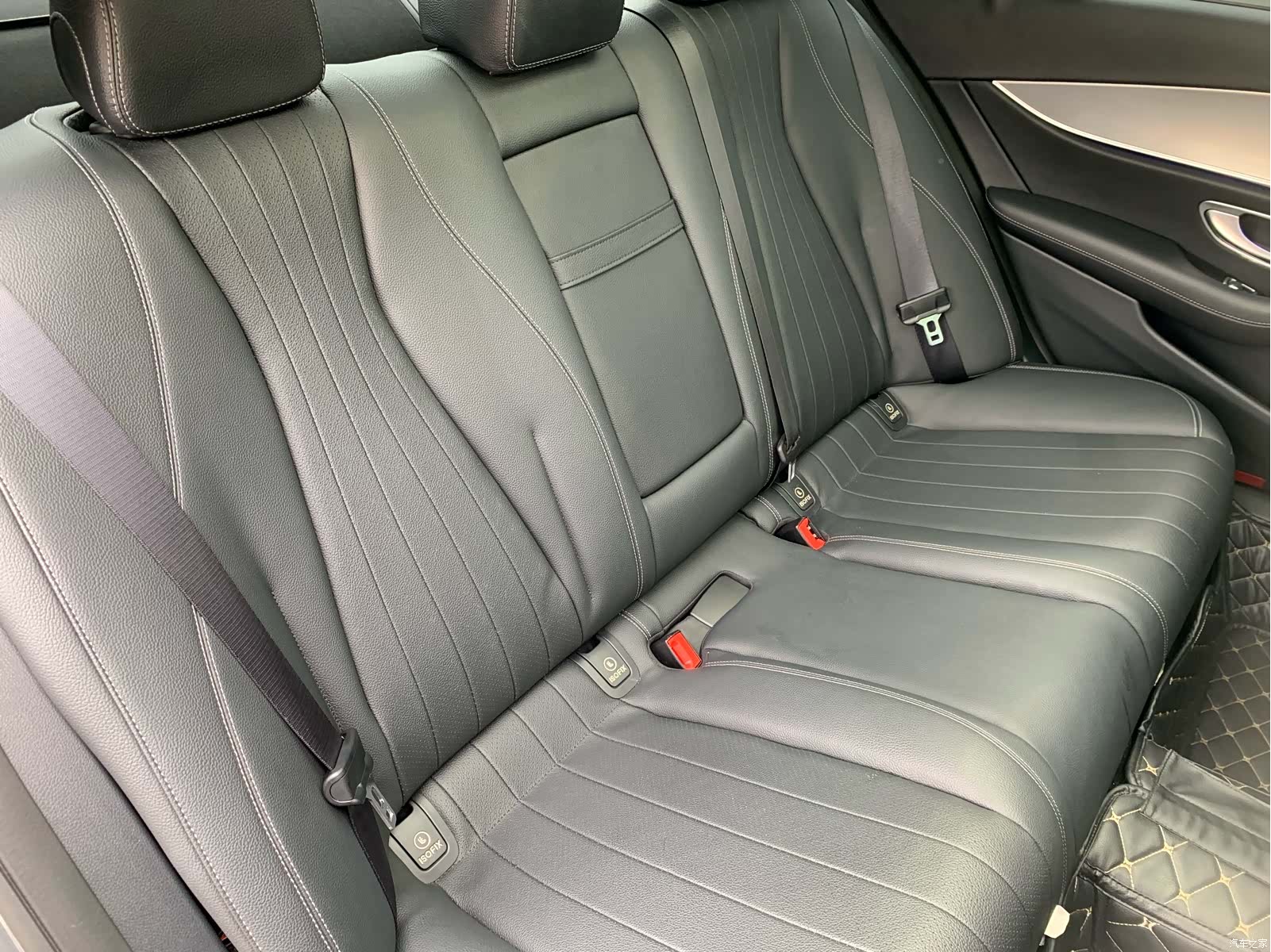 Mercedes-Benz E-Class, 2020 29