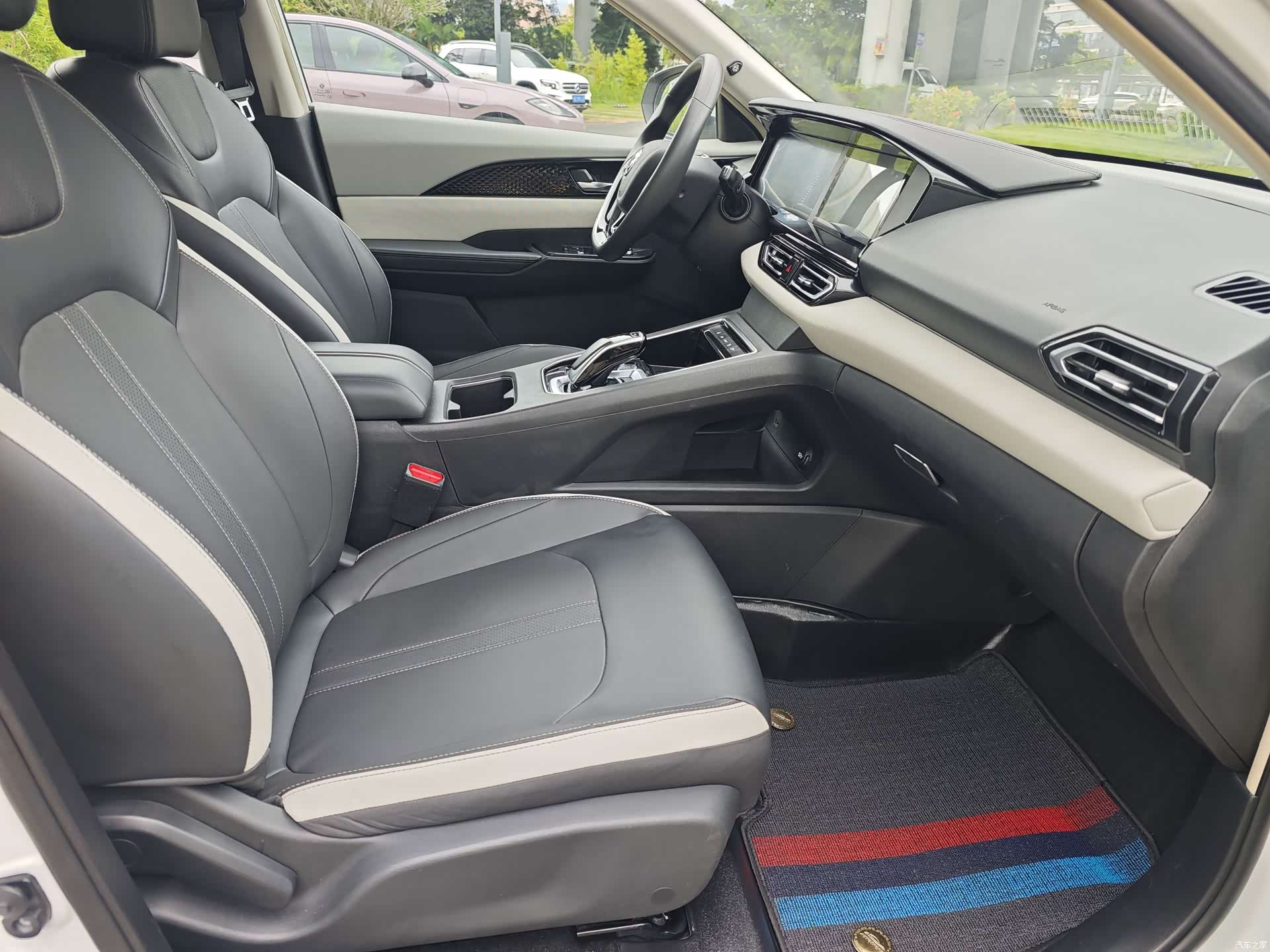 DongFeng E70, 2021 10