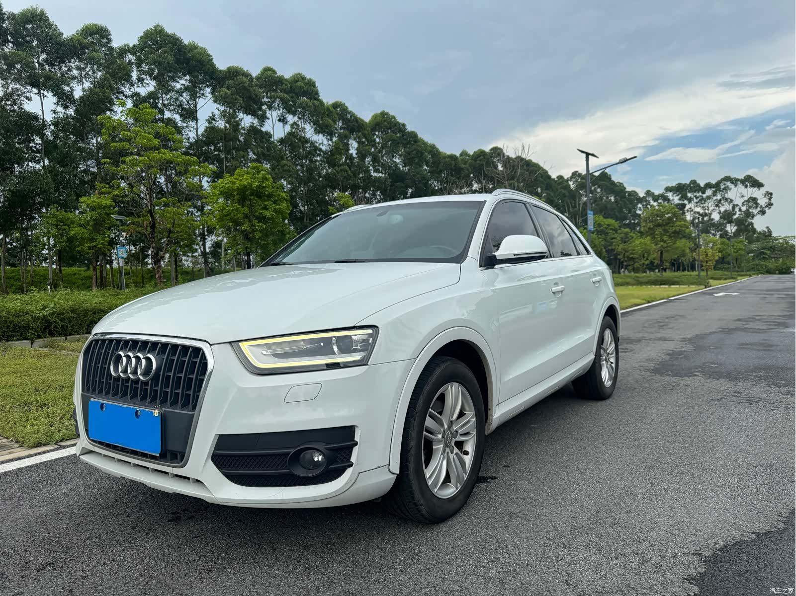 Audi Q3, 2014 1