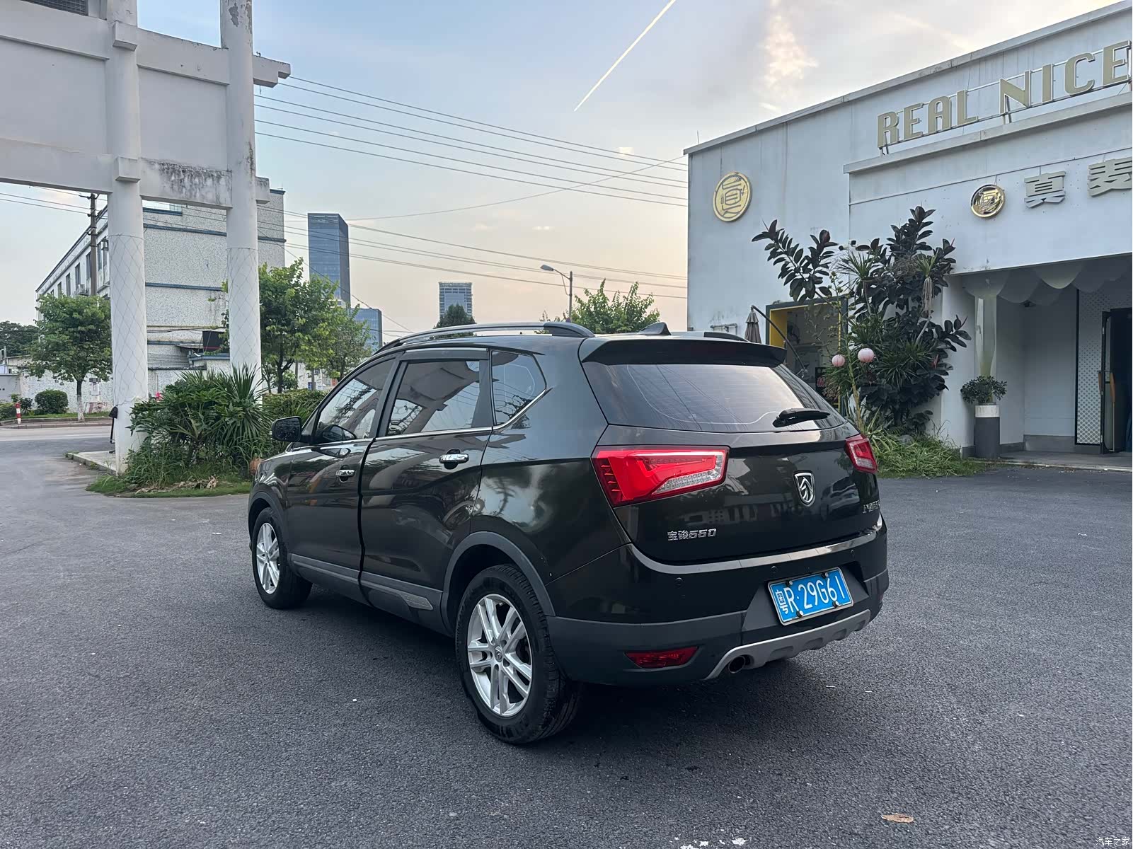 Wuling 560, 2016 7