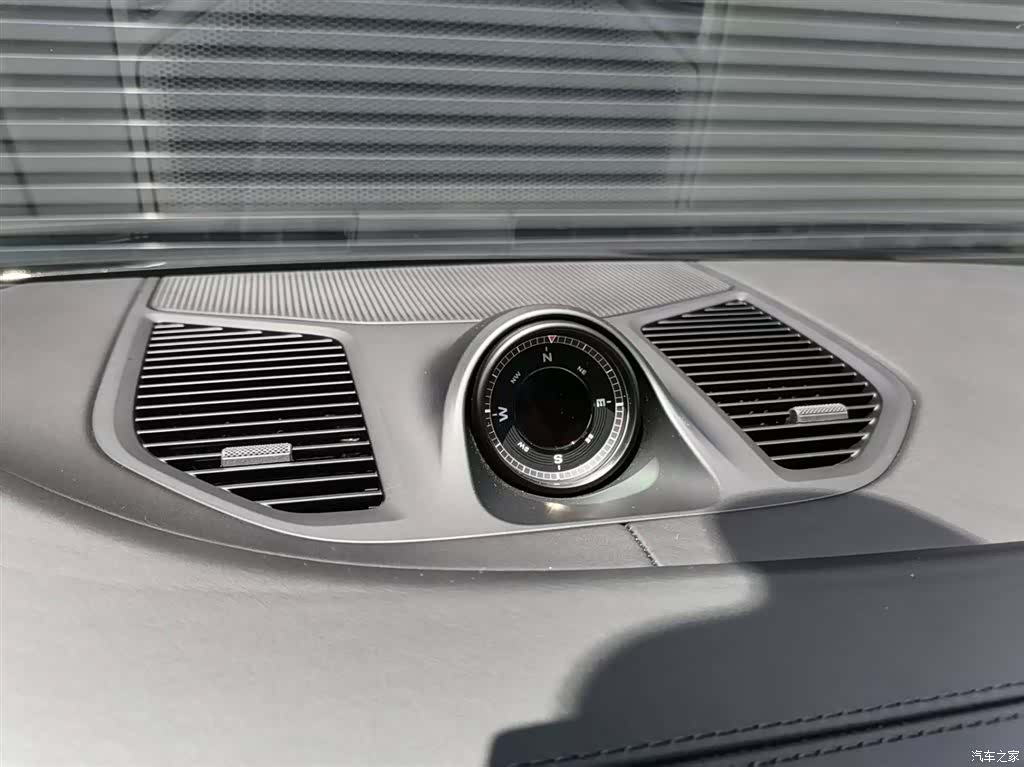 Porsche Cayenne, 2025 16