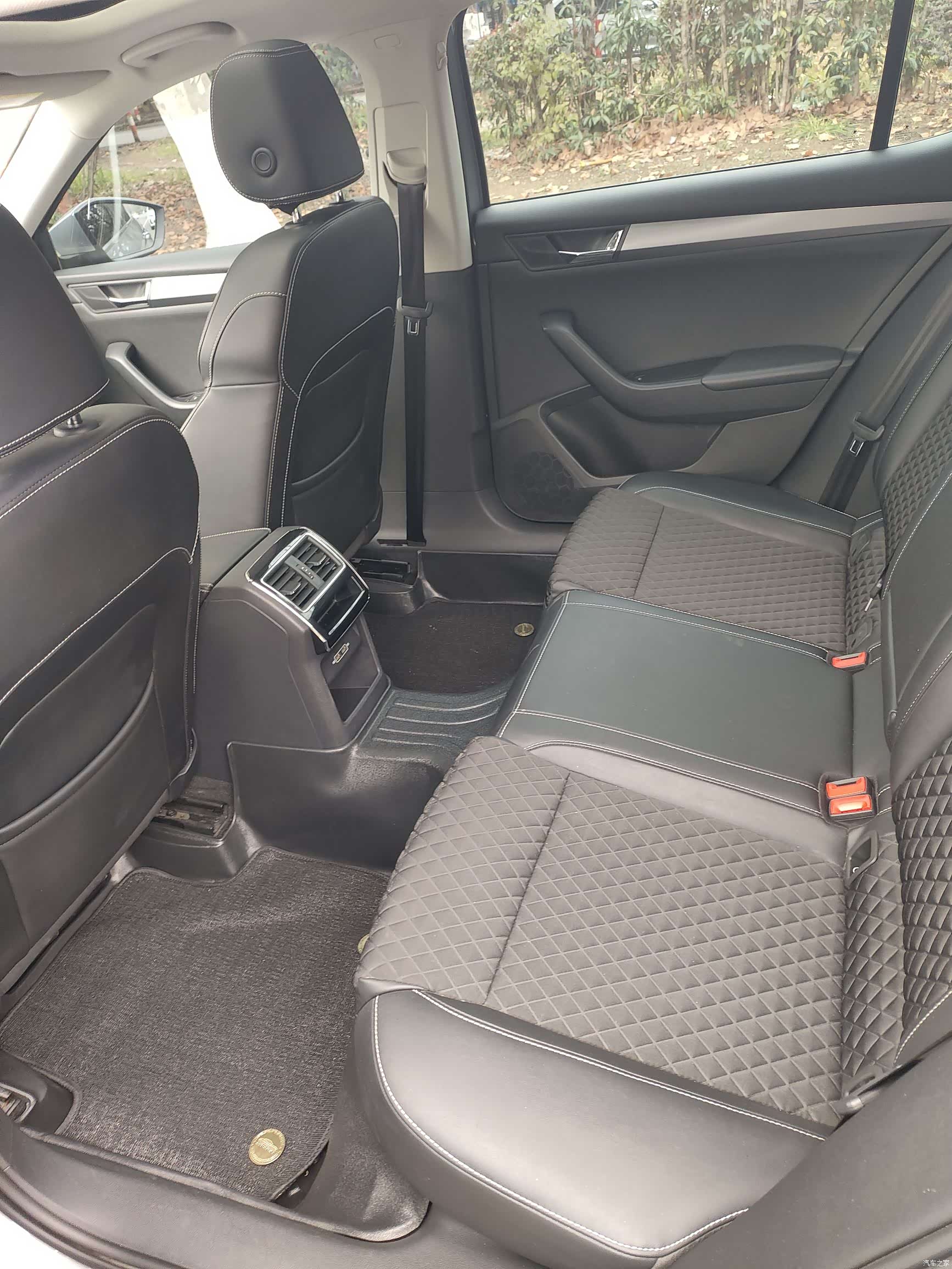 Skoda Superb, 2019 14