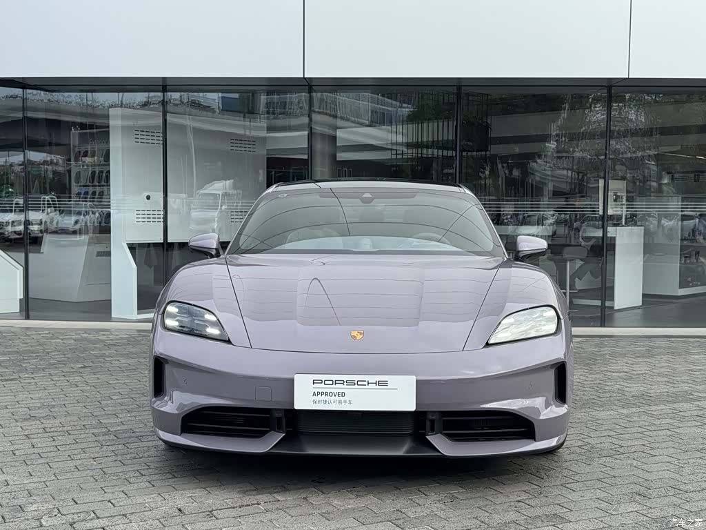 Porsche Taycan, 2025 12