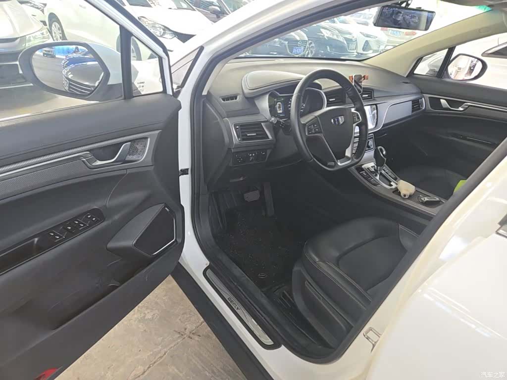 Geely Emgrand, 2016 16