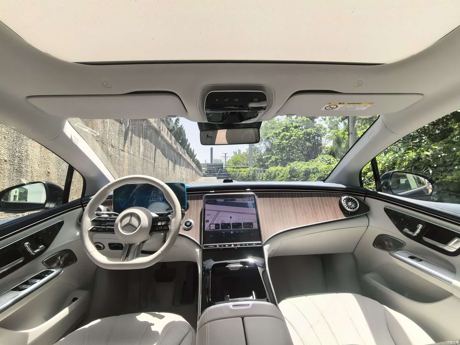 Mercedes-Benz EQE, 2025 7