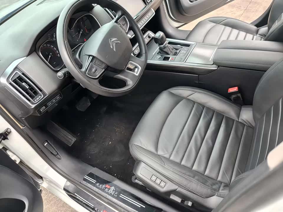 Citroen C6