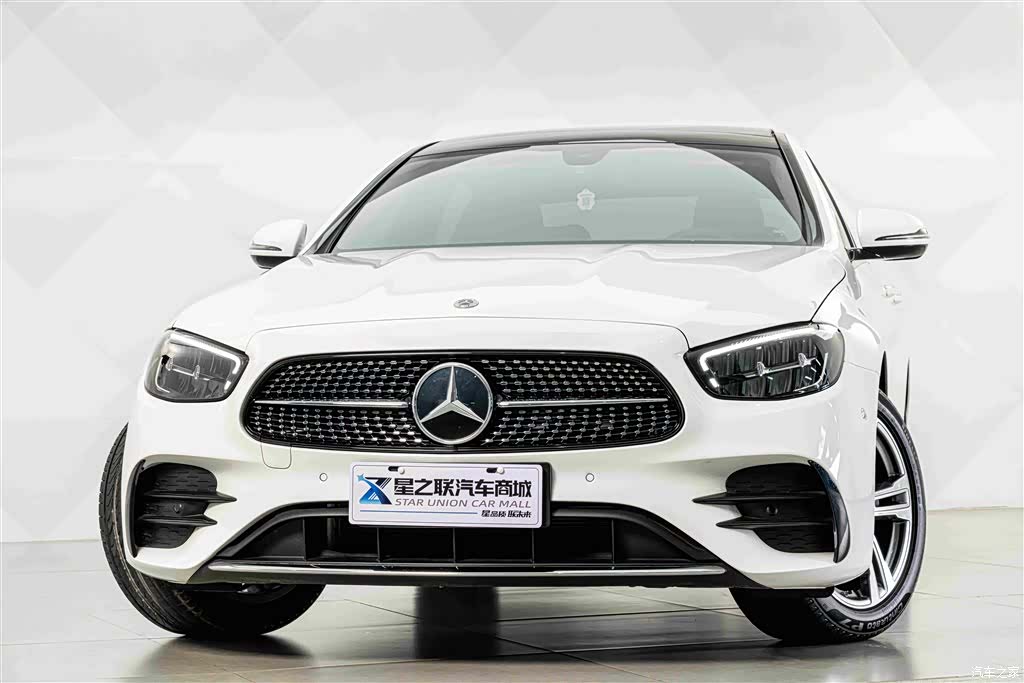 Mercedes-Benz E-Class, 2024 3