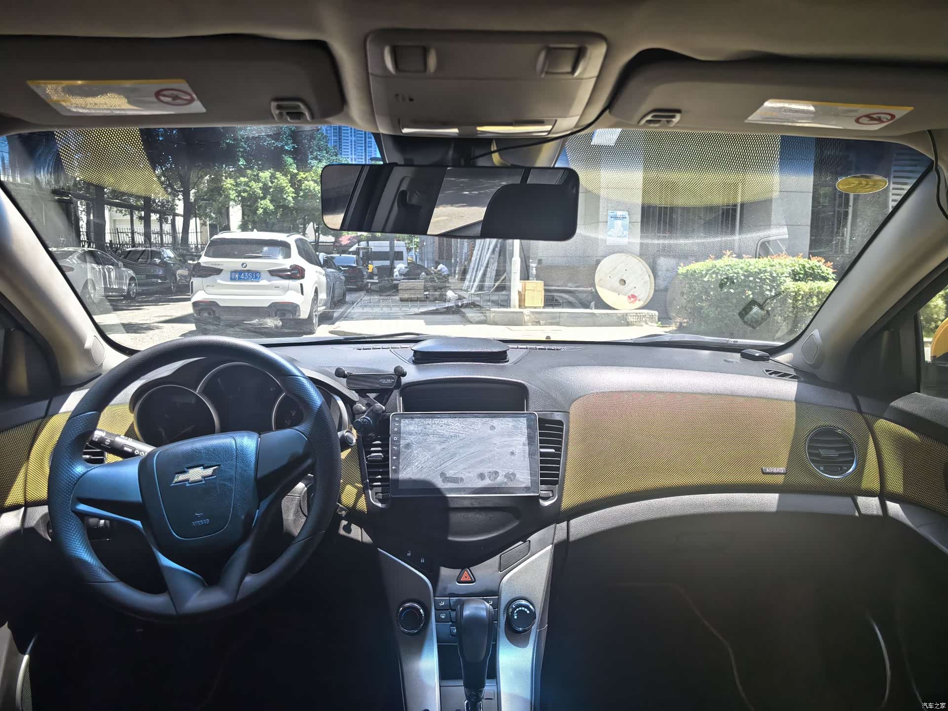 Chevrolet SE, 2011 10
