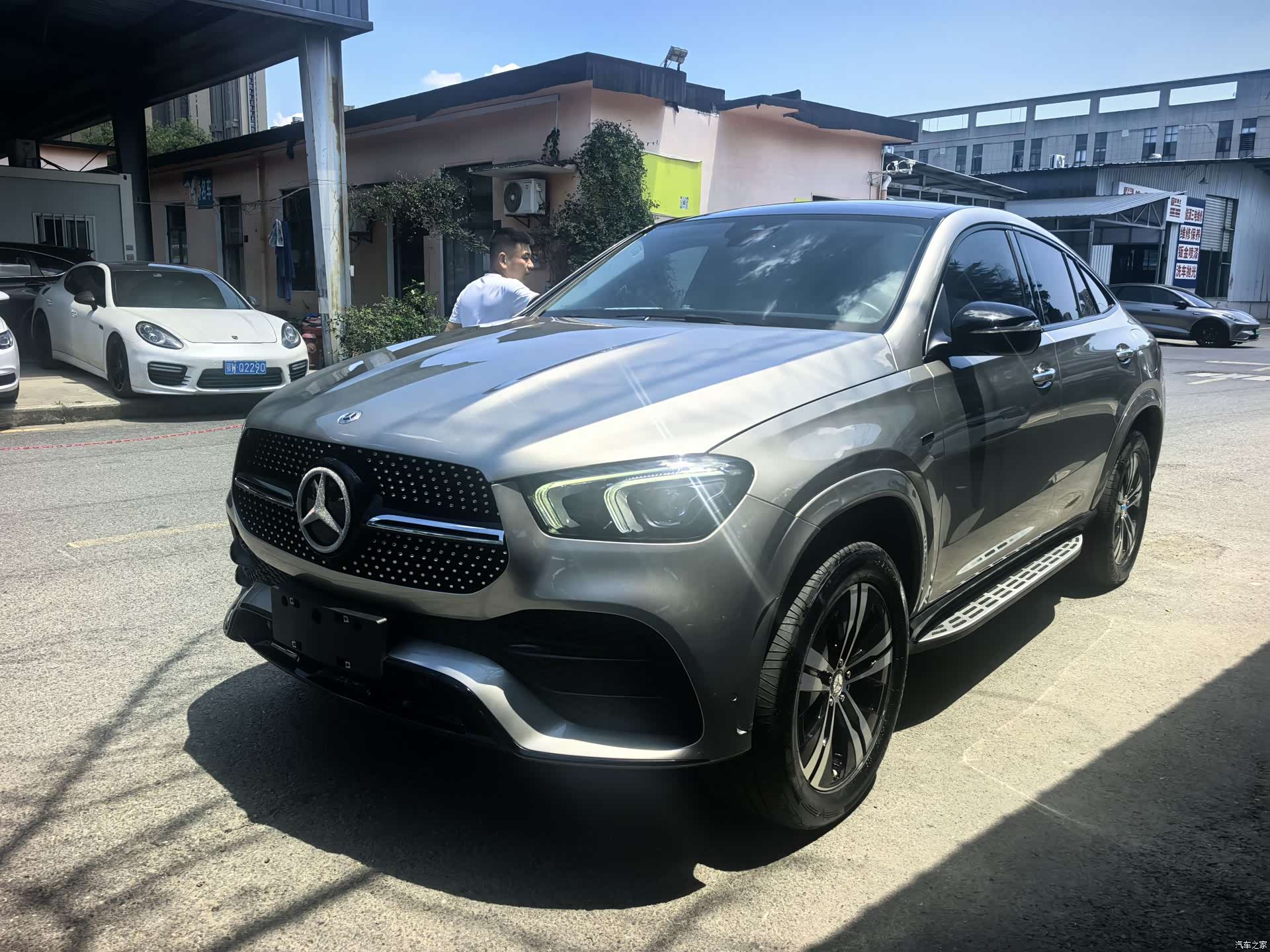 Mercedes-Benz GLE, 2021 1