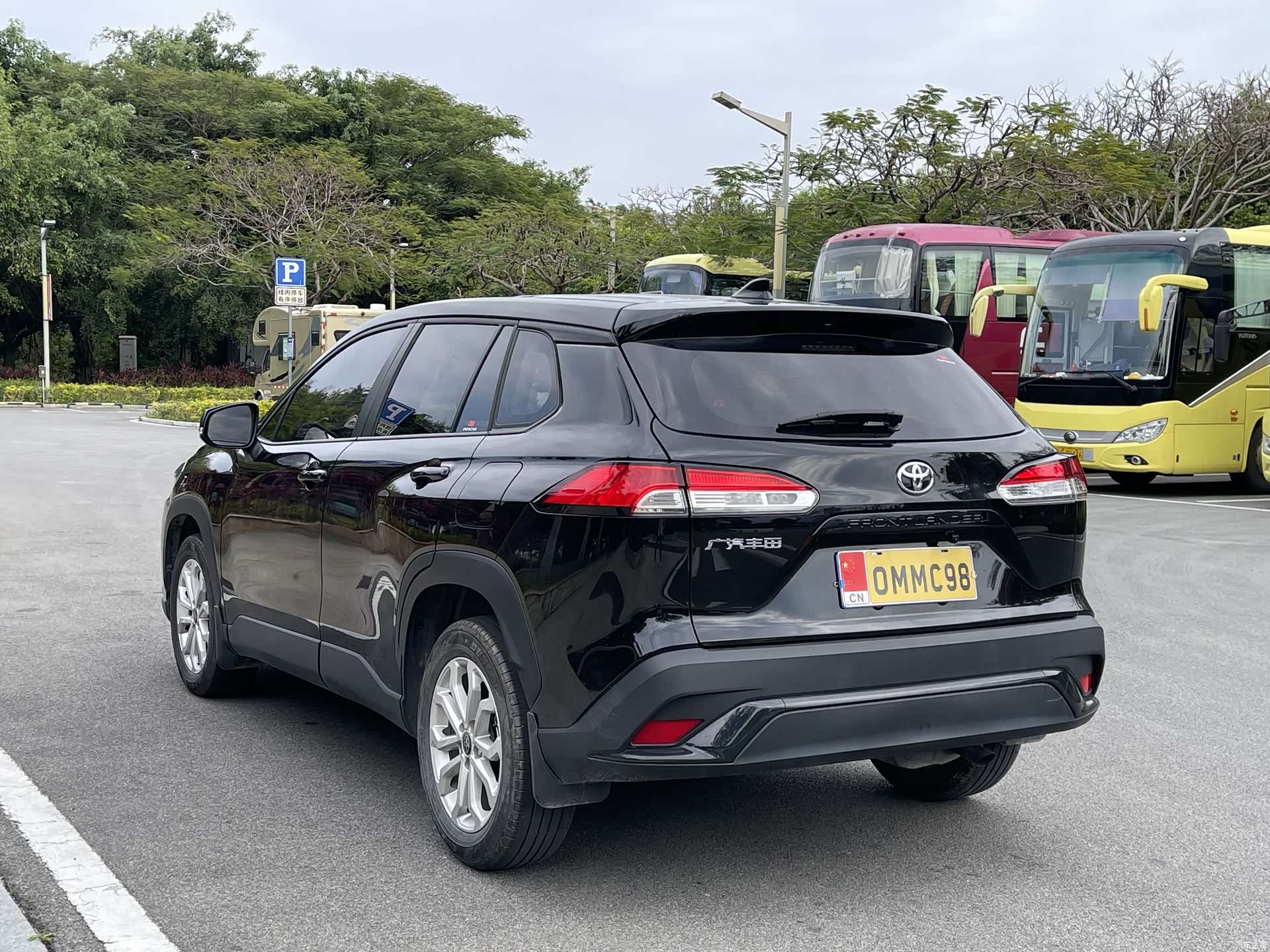 Toyota Frontlander, 2023 11