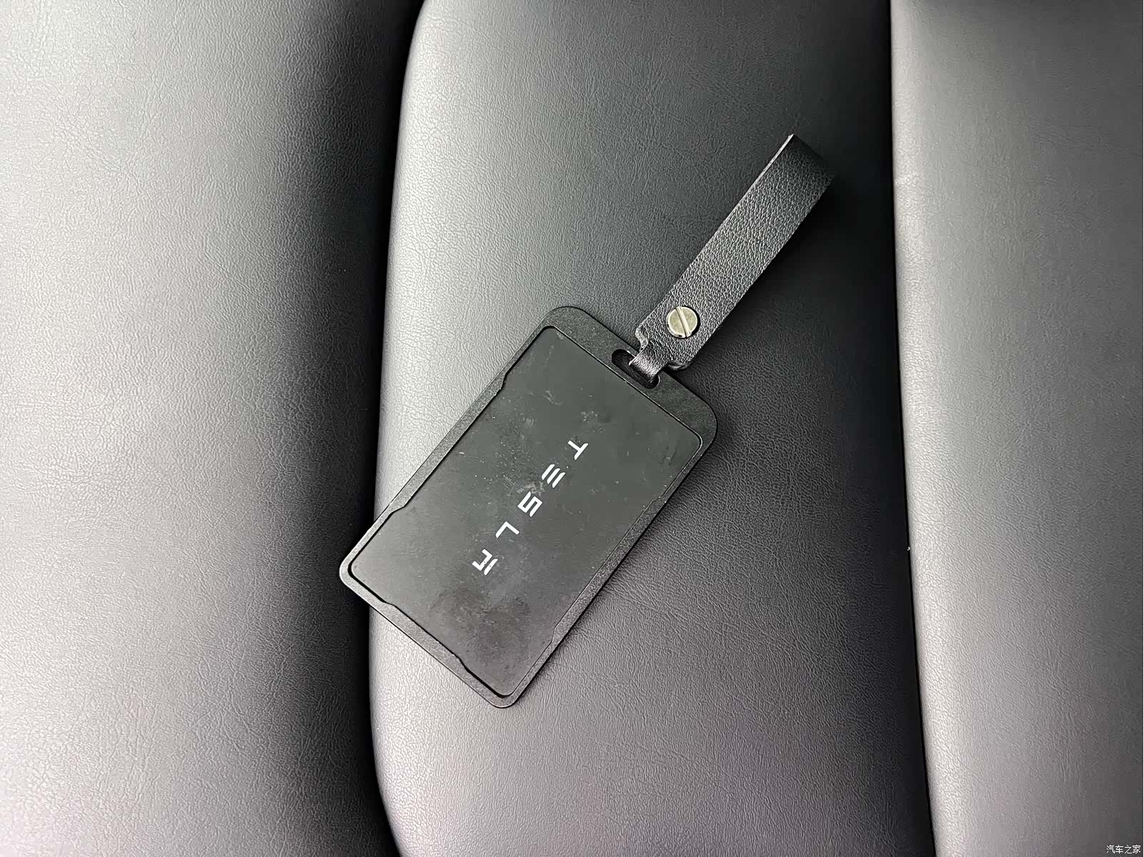 Tesla Model Y, 2023 18