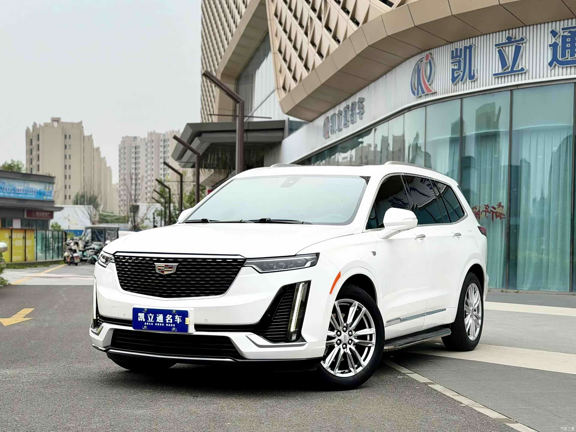 Cadillac XT6