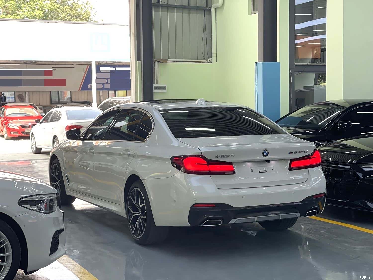 BMW 5 Series, 2023 9