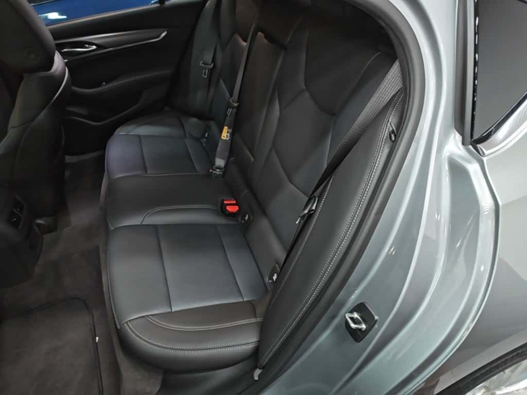 Cadillac CT5, 2023 17