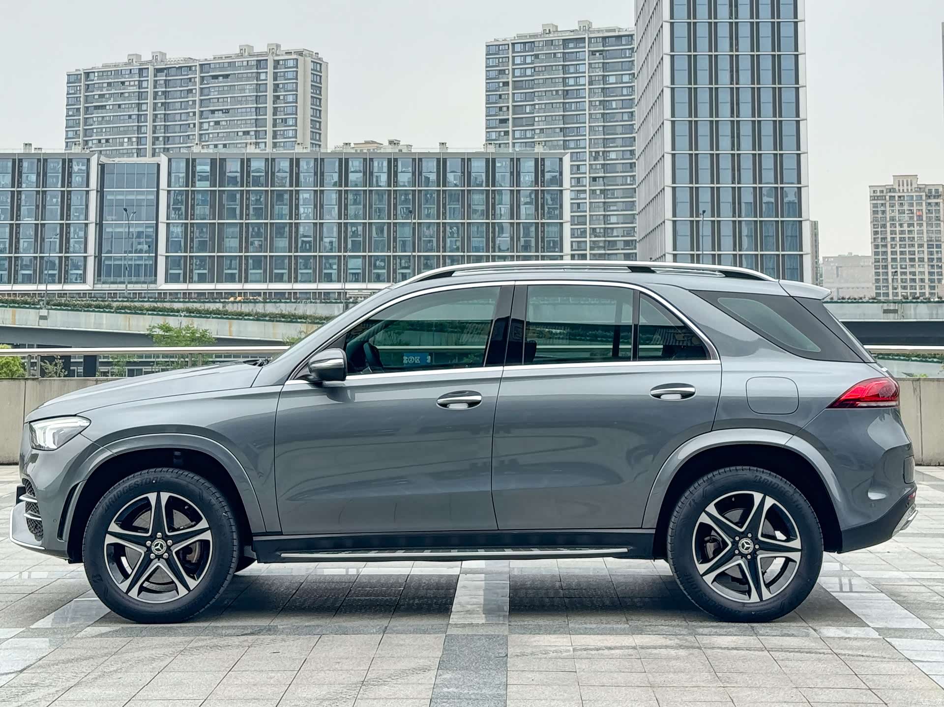 Mercedes-Benz GLE, 2022 3