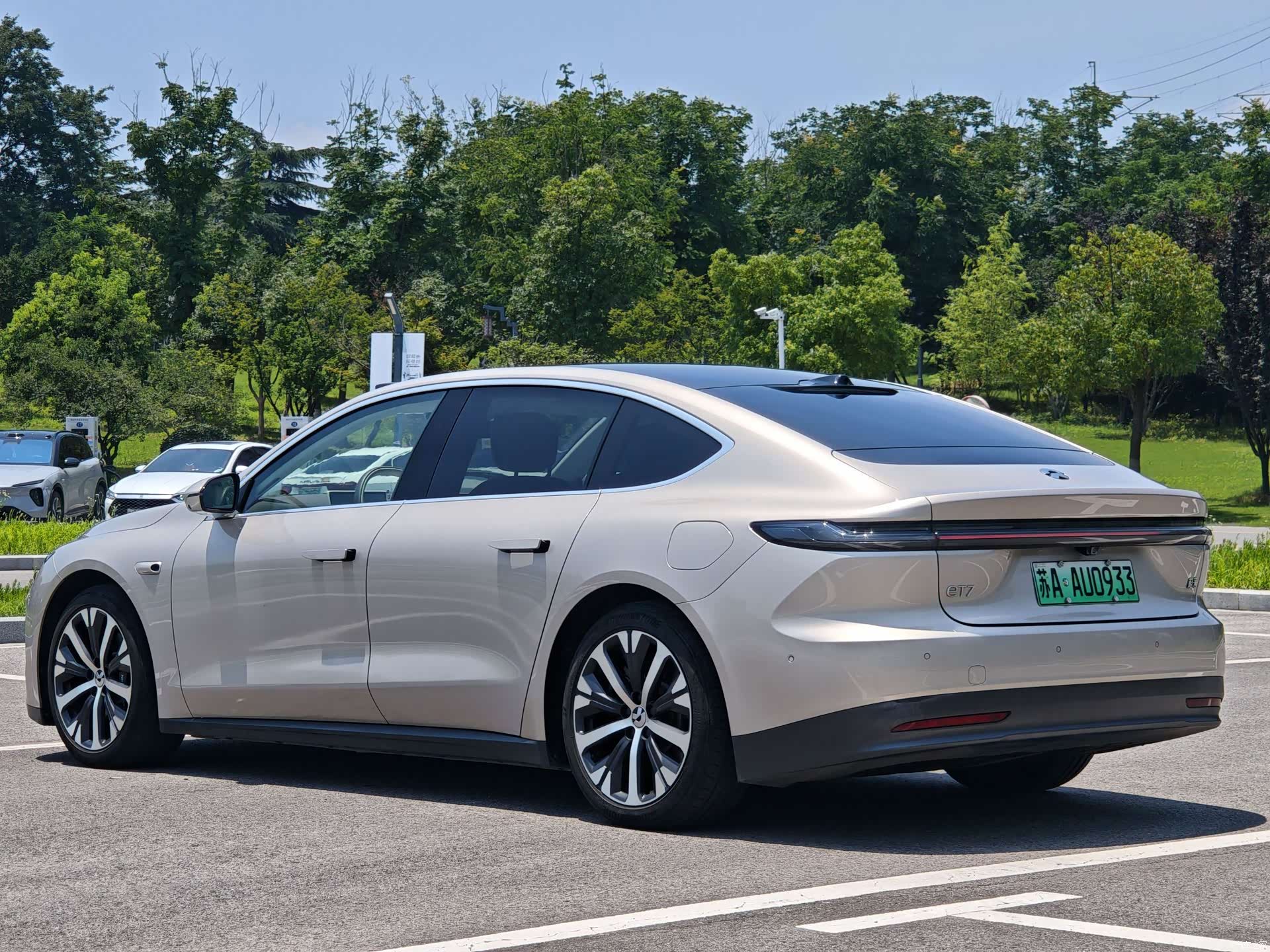 NIO ET7, 2025 11