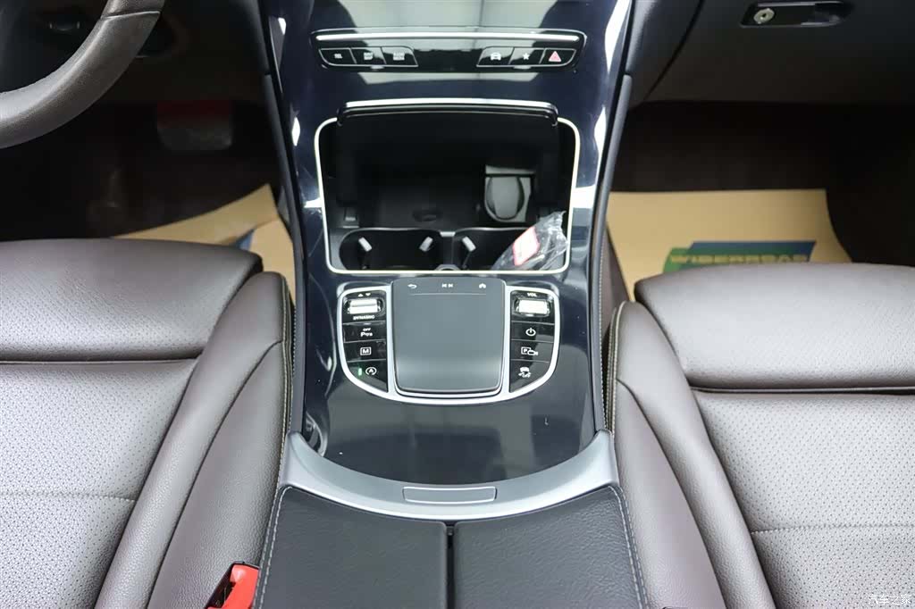 Mercedes-Benz GLC, 2021 24