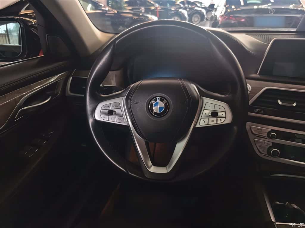 BMW 7 Series, 2021 4